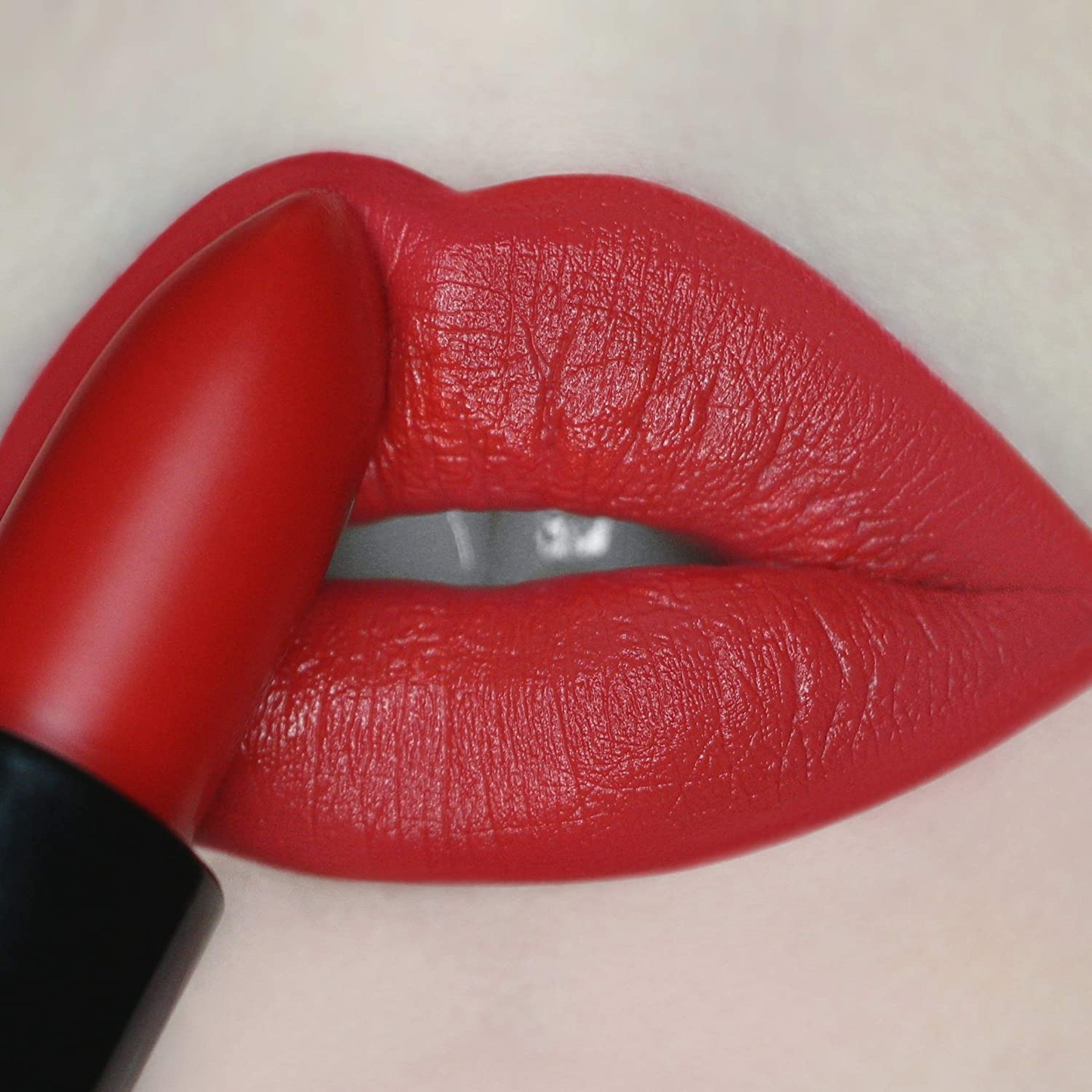 💄 Rouge Mat – Couleur Riche & Douceur