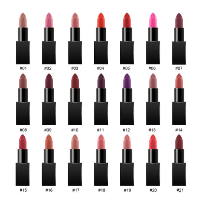 💄 Rouge Mat – Couleur Riche & Douceur